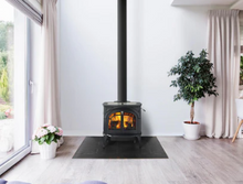Load image into Gallery viewer, Vermont Castings DAUNTLESS FLEXBURN Wood Stove
